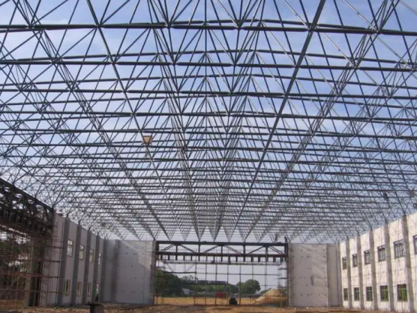 六安网架加工材料的选择应该注意哪些问题？